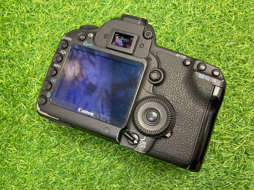 Canon EOS 5D Mark II 60.000 кадров