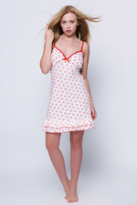 Сорочка Amore с принтом в виде сердечек (Размер: S) (Цвет: белый с красным)