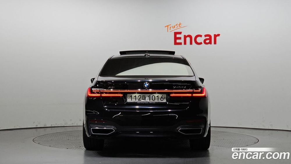 BMW 7 Series (G11) 740Li xDrive M Sports (09.2019)