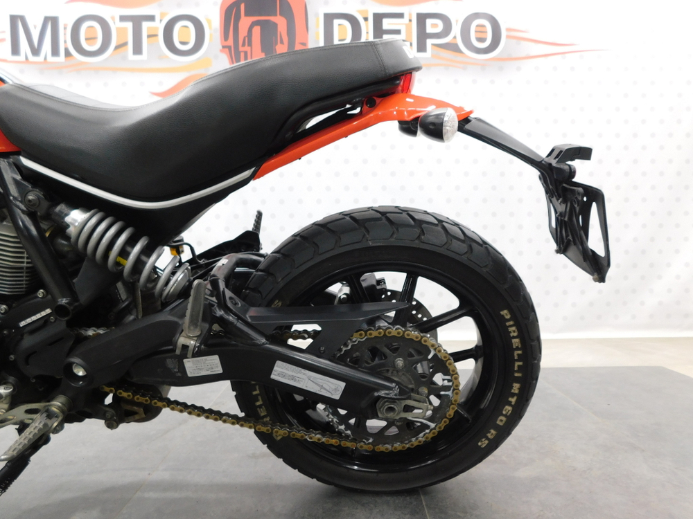 Ducati Scrambler Sixty 2 038754