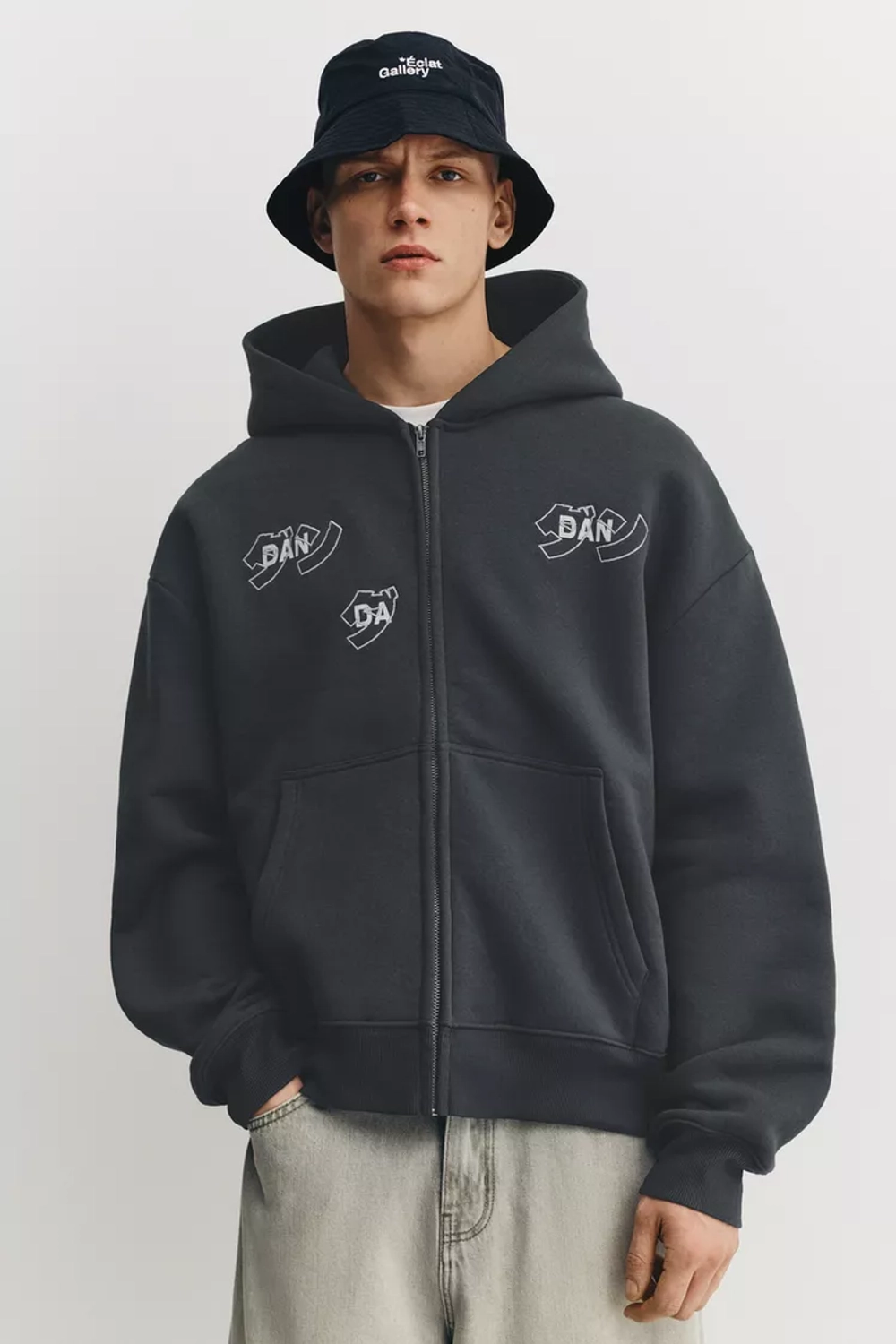 PULL&BEAR Толстовка с капюшоном Dan Da Dan, темно-серый