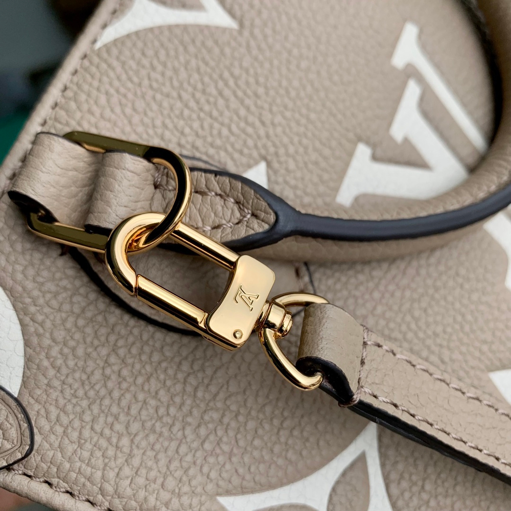 Louis Vuitton Onthego BB