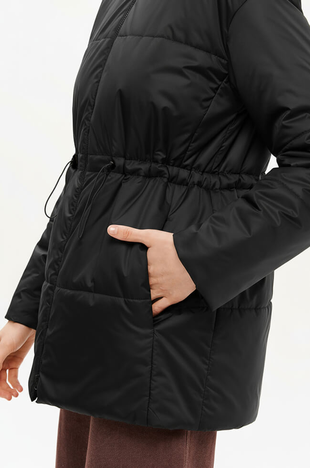 0115 Куртка женская (чёрный)