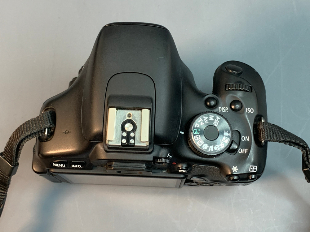 Canon EOS 600D kit 18-55mm 27.620 кадров