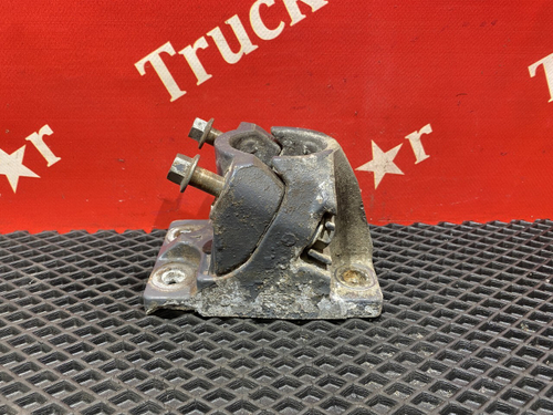 Кронштейн крыла