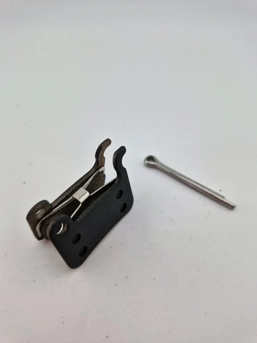 Тормозные колодки для велосипеда и самоката