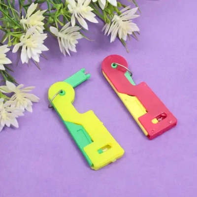 Нитевдеватель в пакете «Favorite Hous», микс два цвета, 6,7*2см