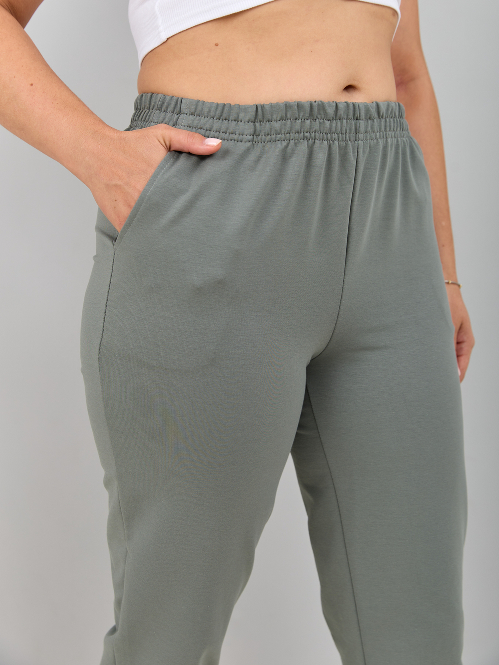 Костюм с брюками КБ-184/оливкабордо-листья