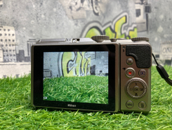 Nikon Coolpix A900