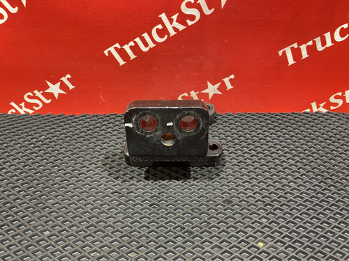 Кронштейн двигателя передний правый 2023г.