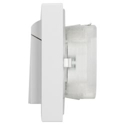 Розетка Intro Accent 6-210-01 2х2P+E Schuko с крышками штор., 16А-250В, IP44, СУ, AL/CU, белый