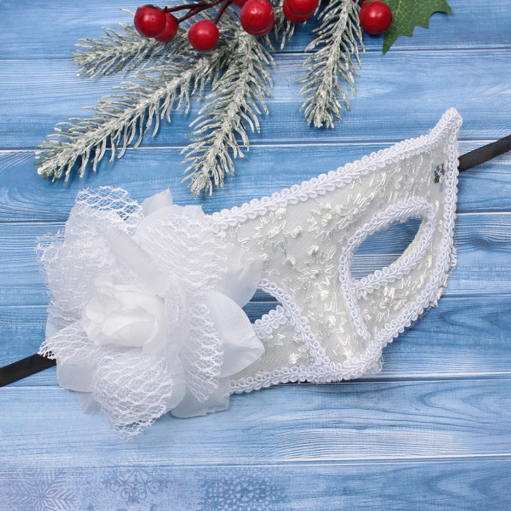 Маска карнавальная «Волшебство», белый