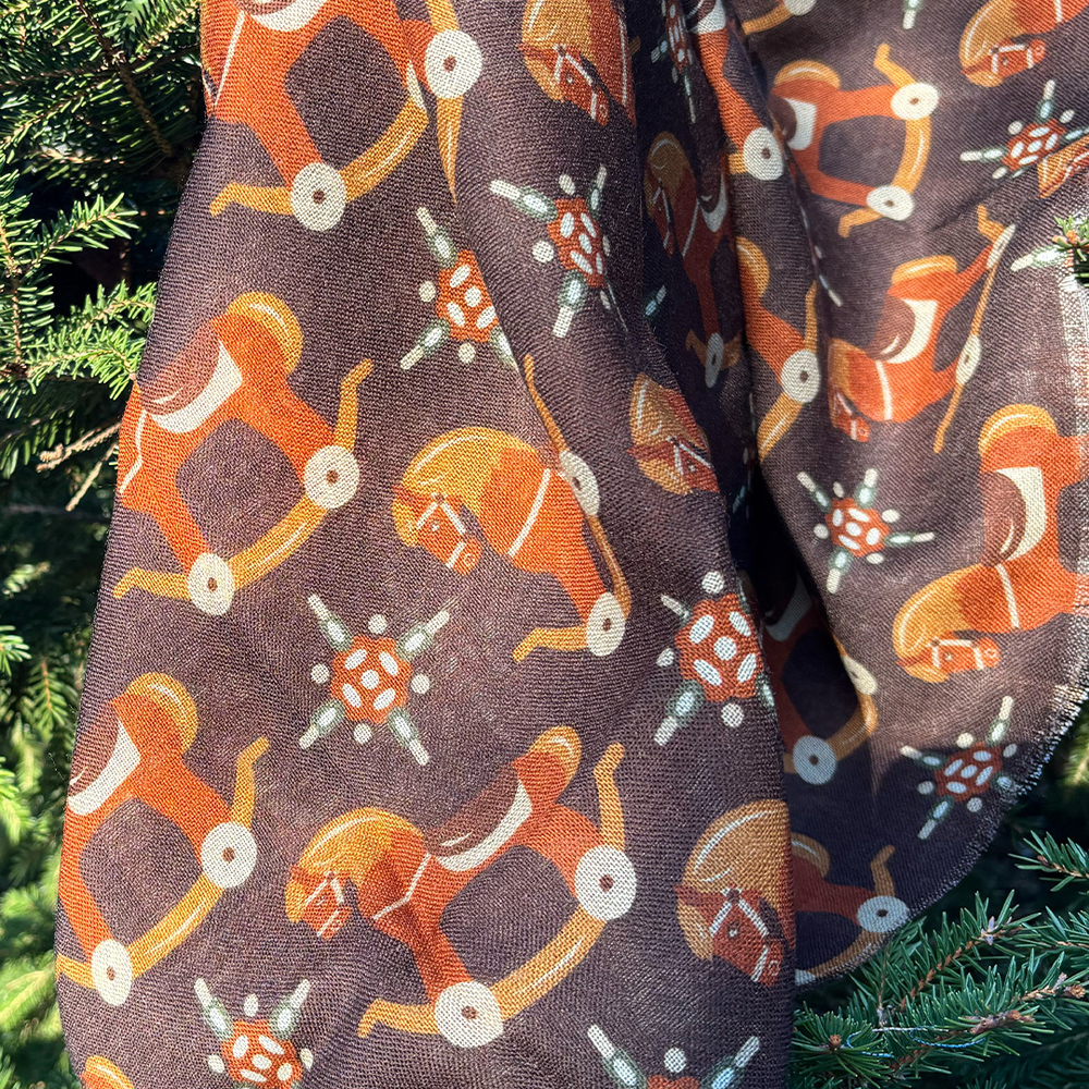 Шаль 120*120см, ЛОШАДКИ на коричневом