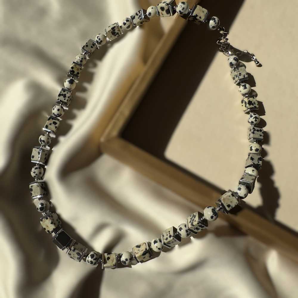 Чокер "Пятна судьбы" с яшмой