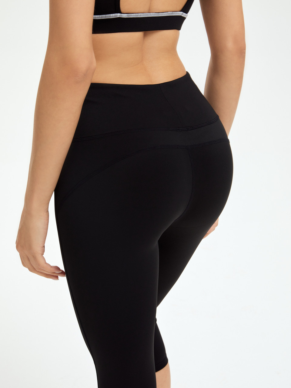 W16130V-BR232 Бриджи женские фото 3