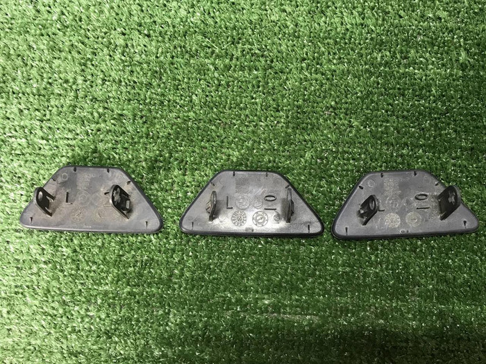 Крышка форсунки левая BMW 5er F10 (2009-2017)