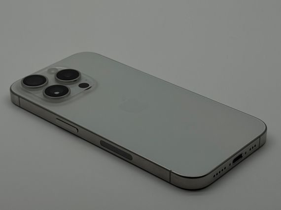 iPhone 15 Pro 512Gb White Titanium