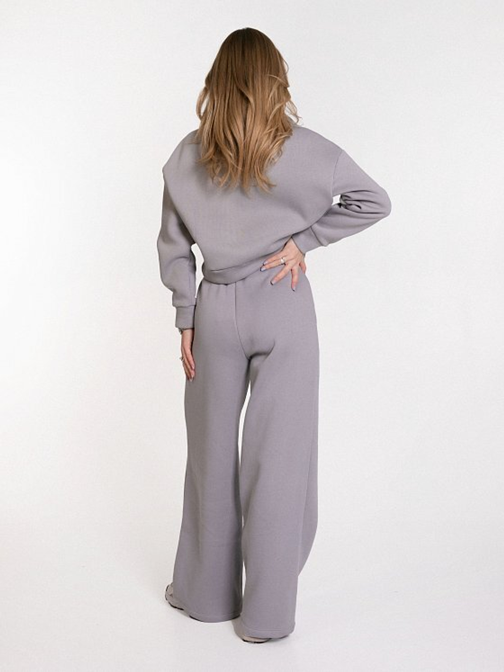 Костюм с начесом серый