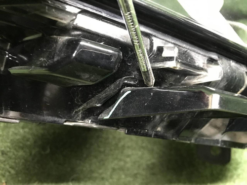 Фара правая Geely Coolray (2019-2024) LED