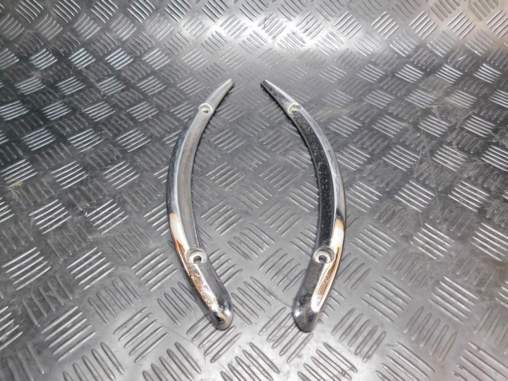 Крепления заднего крыла(серпы) Yamaha Road Star XV1600