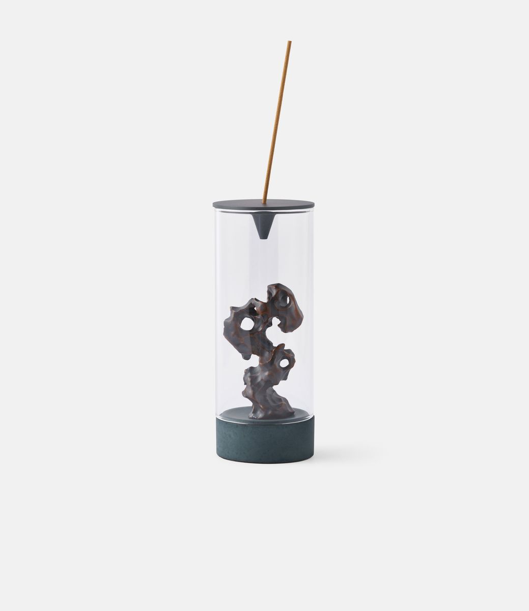 Kin Object Chrysalis — держатель аромапалочек
