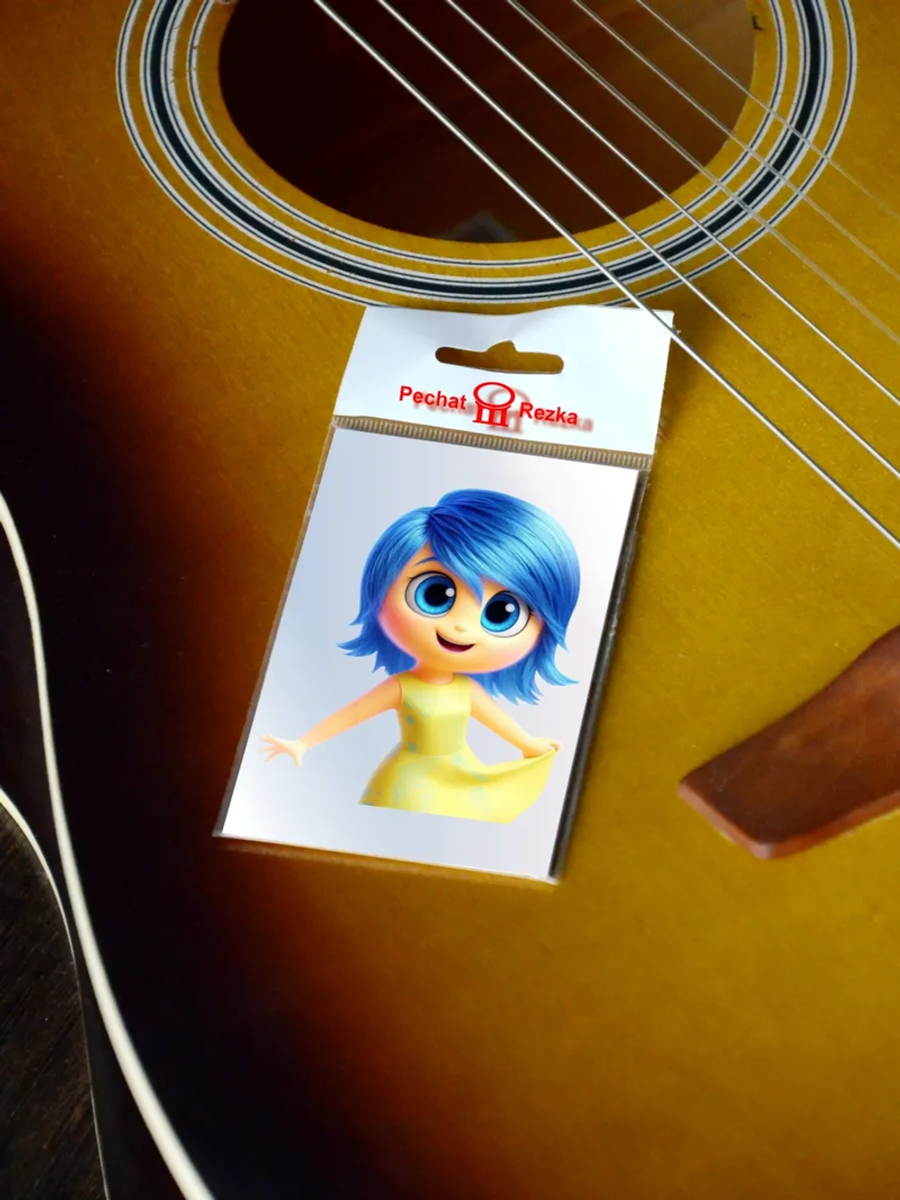 Стикер - Аниме девочка с голубыми волосами