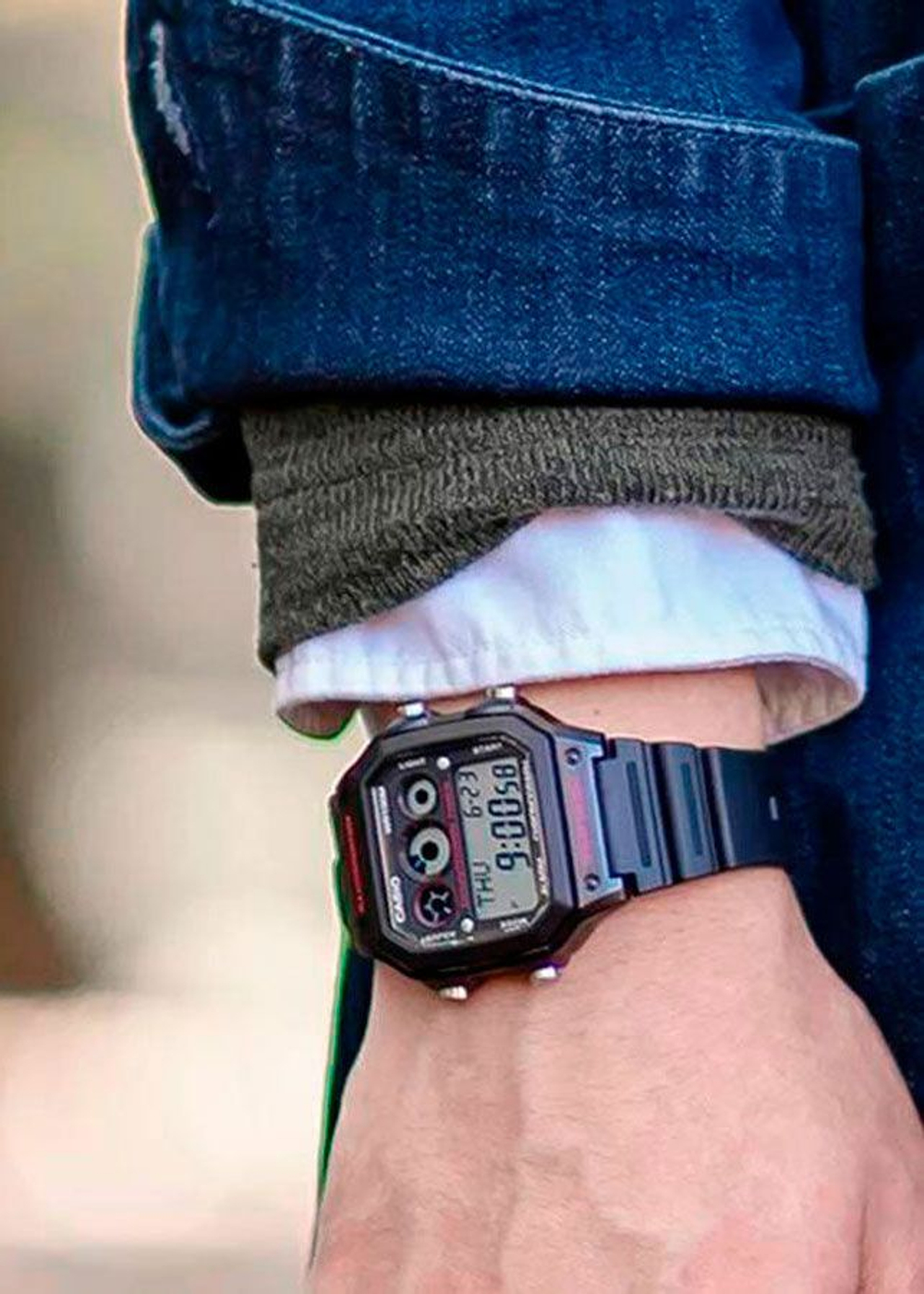 Мужские наручные часы Casio AE-1300WH-1A2