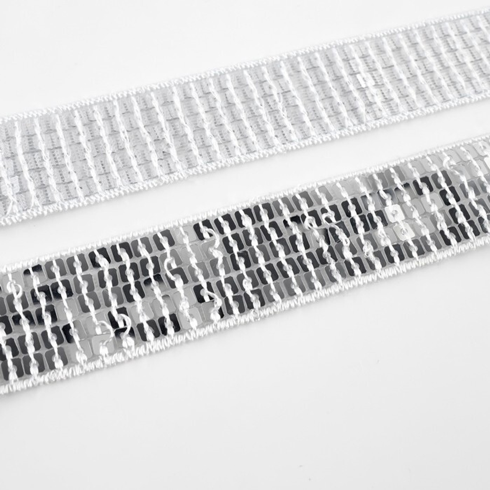 Лента декоративная с квадратными пайетками 25 мм