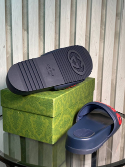 Шлёпанцы Gucci