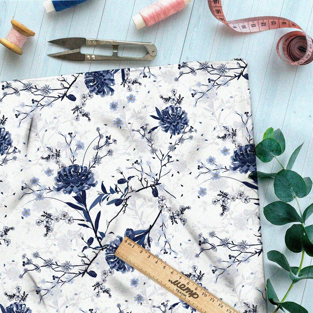 Ткань кулирная гладь зимние цветы на белом фоне