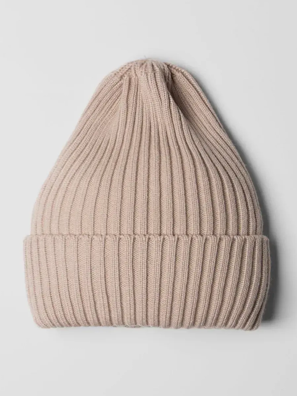 Шапка вязаная женская на осень