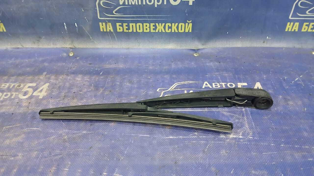 Поводок заднего дворника TOYOTA RAV4 2000-2005