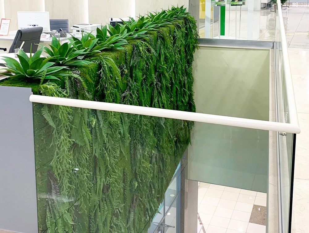 19.12. Озеленение центрального офиса "Центр-Инвест Банка" г.Ростов