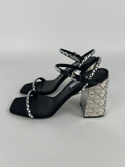 Босоножки Prada