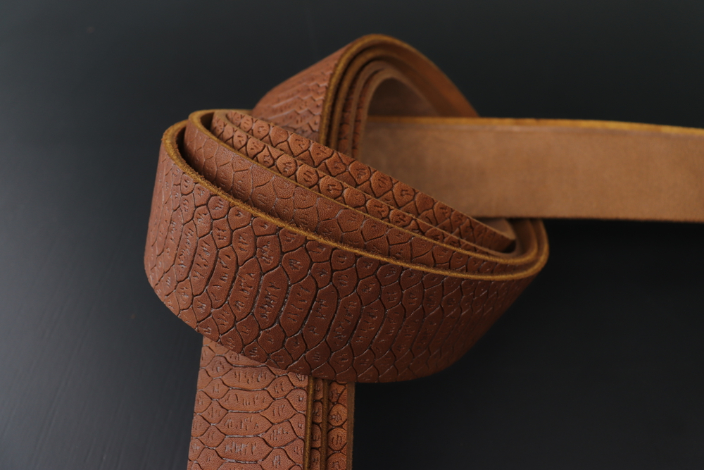 Ременная заготовка Коньяк + Плита Королевская Кобра