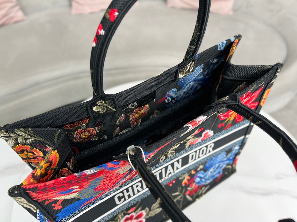 Christian Dior Book Tote 42 cm