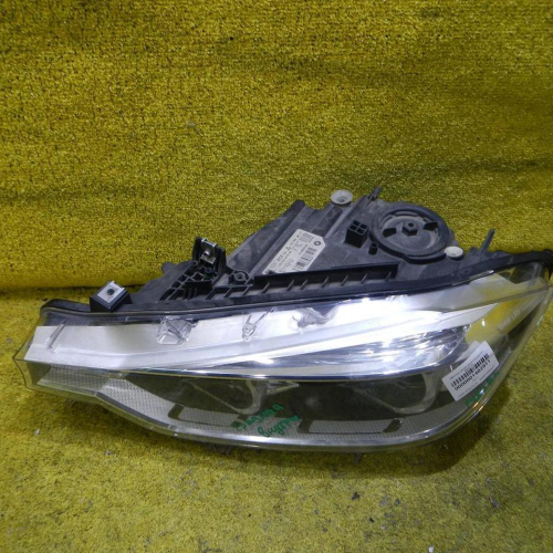 Битая Фара левая BMW 3er F30 (2015-2020) LED