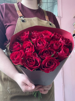 Букет из 15 красных роз 40см
