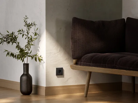 Розетка AtlasDesign Smart 16А L+N с заземл. защ. шторки Zigbee механизм карбон SE ATN001045Z