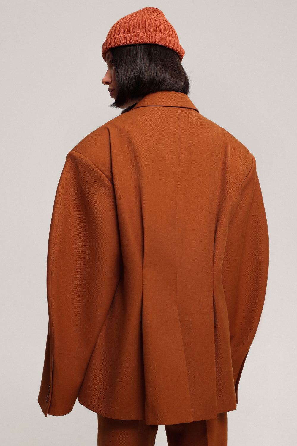 Жакет с защипами на спине NEW