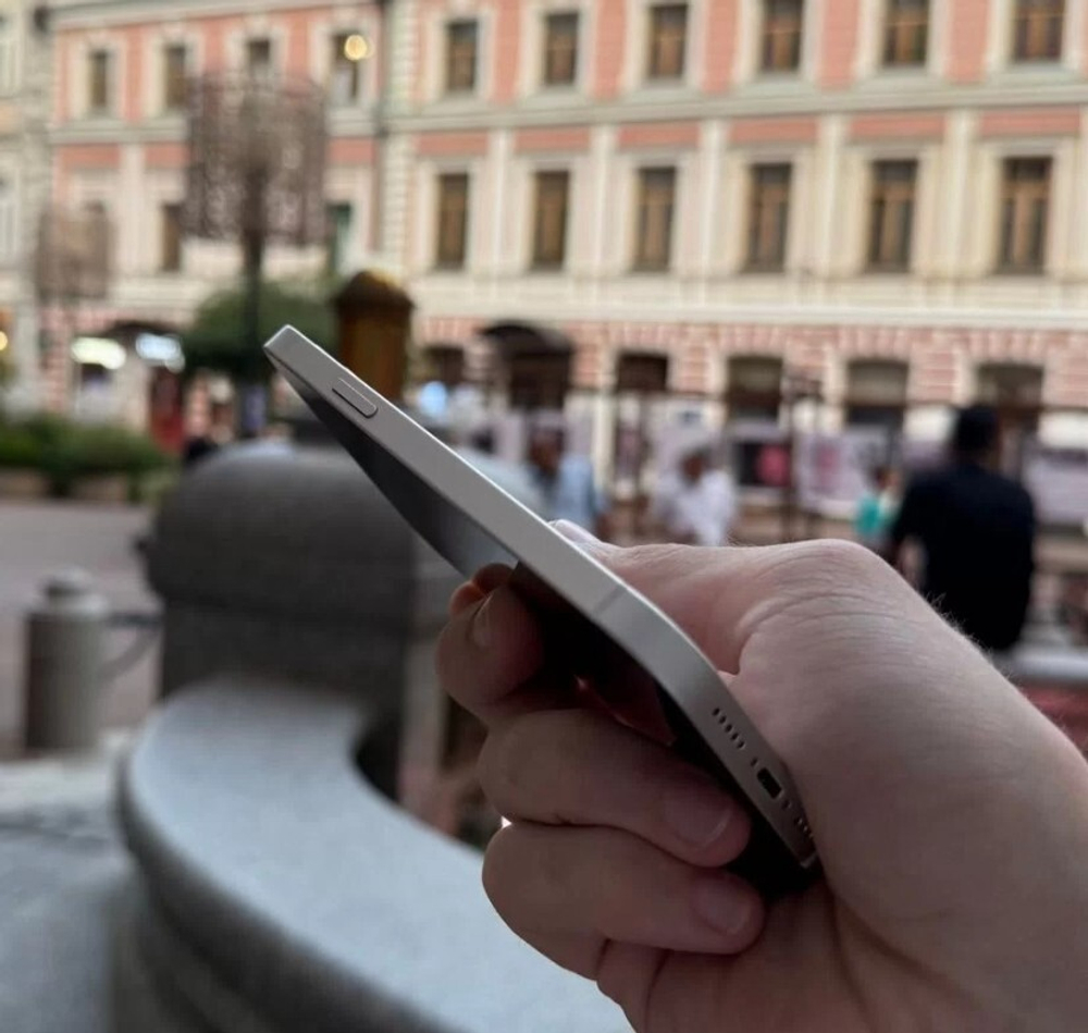 iPhone 12, 128 ГБ б/у