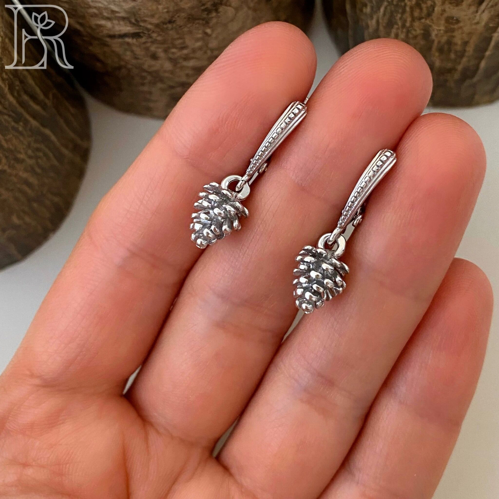 LEFIREL' Серьги серебряные женские "Шишечки" / ювелирные украшения из родированного серебра 925