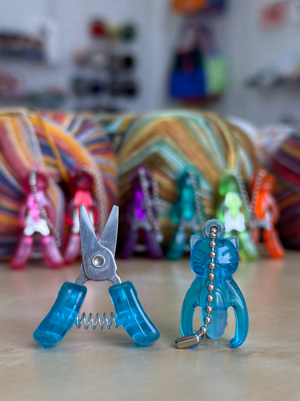 микро ножницы HiyaHiya Спящий кот