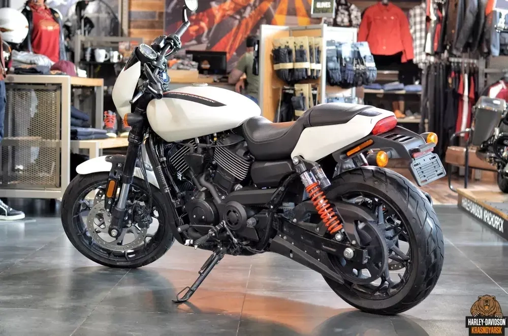 Harley-Davidson Street Rod, 2018
