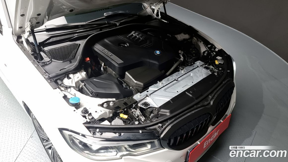 BMW 3 Series (G20) 320i M Sports (03.2021)
