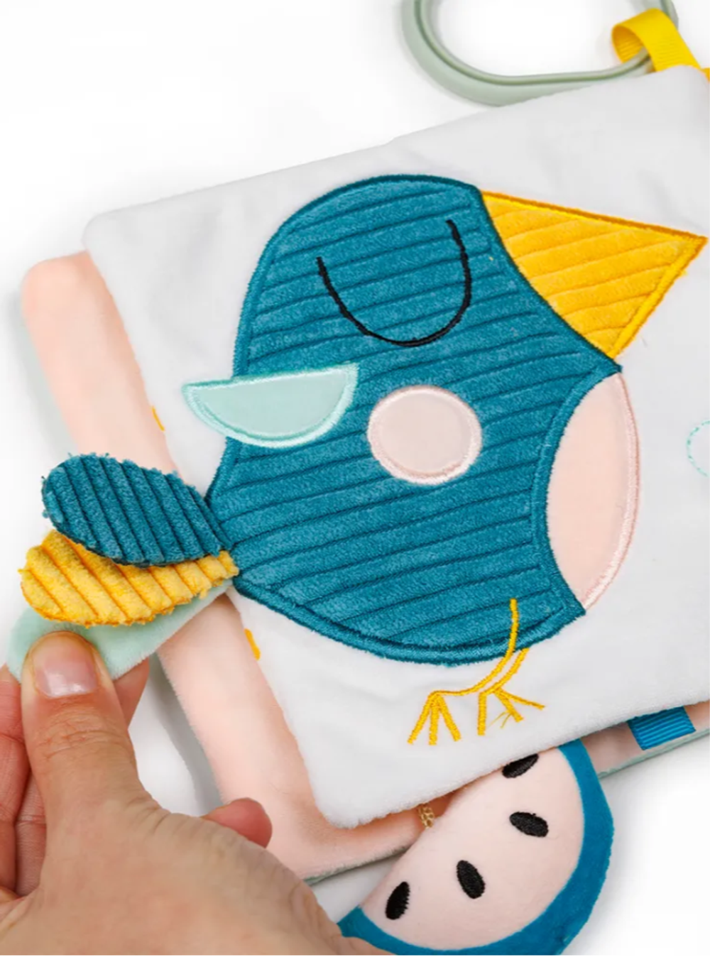 Детская развивающая игрушка серия "Первые друзья" Мягкая книжка