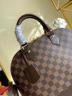Louis Vuitton Alma PM