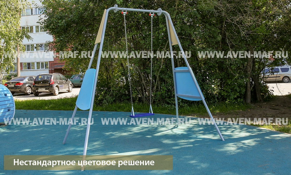 Качели маятниковые с цепным подвесом