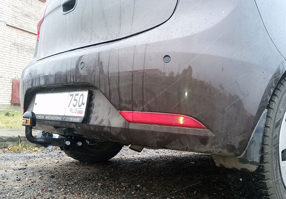 Фаркоп для Kia Rio хетчбек 2011-2017 Тип шара: A. Нагрузки: 1500/75 кг, KI 29