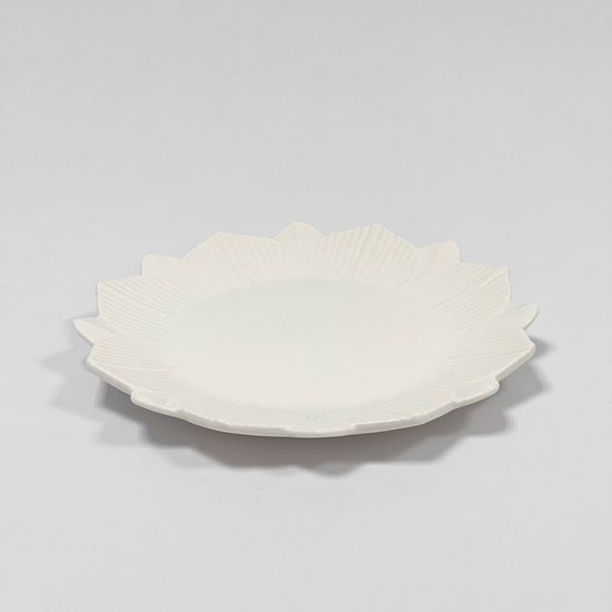 Тарелка десертная Лотос, белая